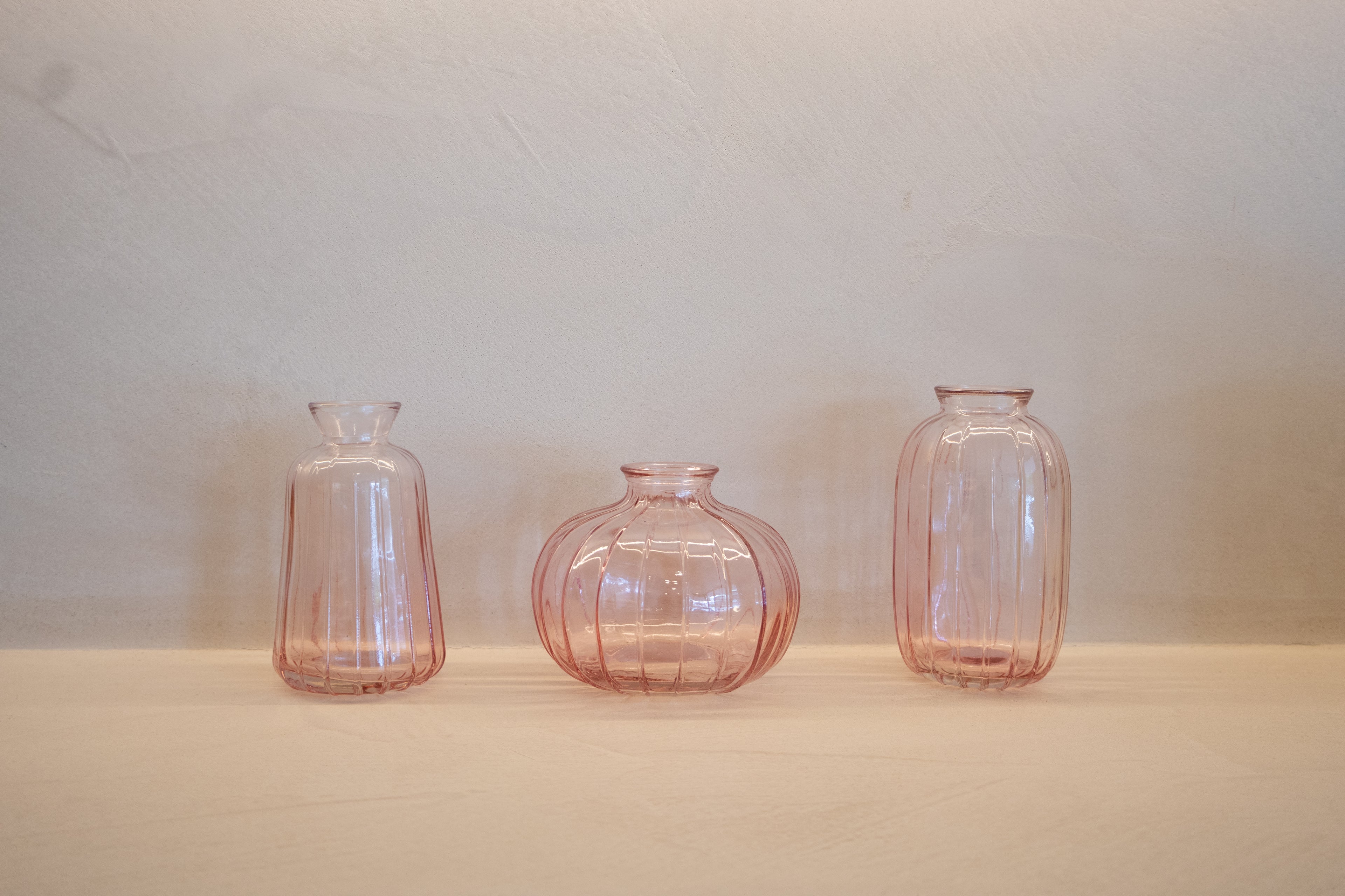 Pink Ribbed Glass Vase Set