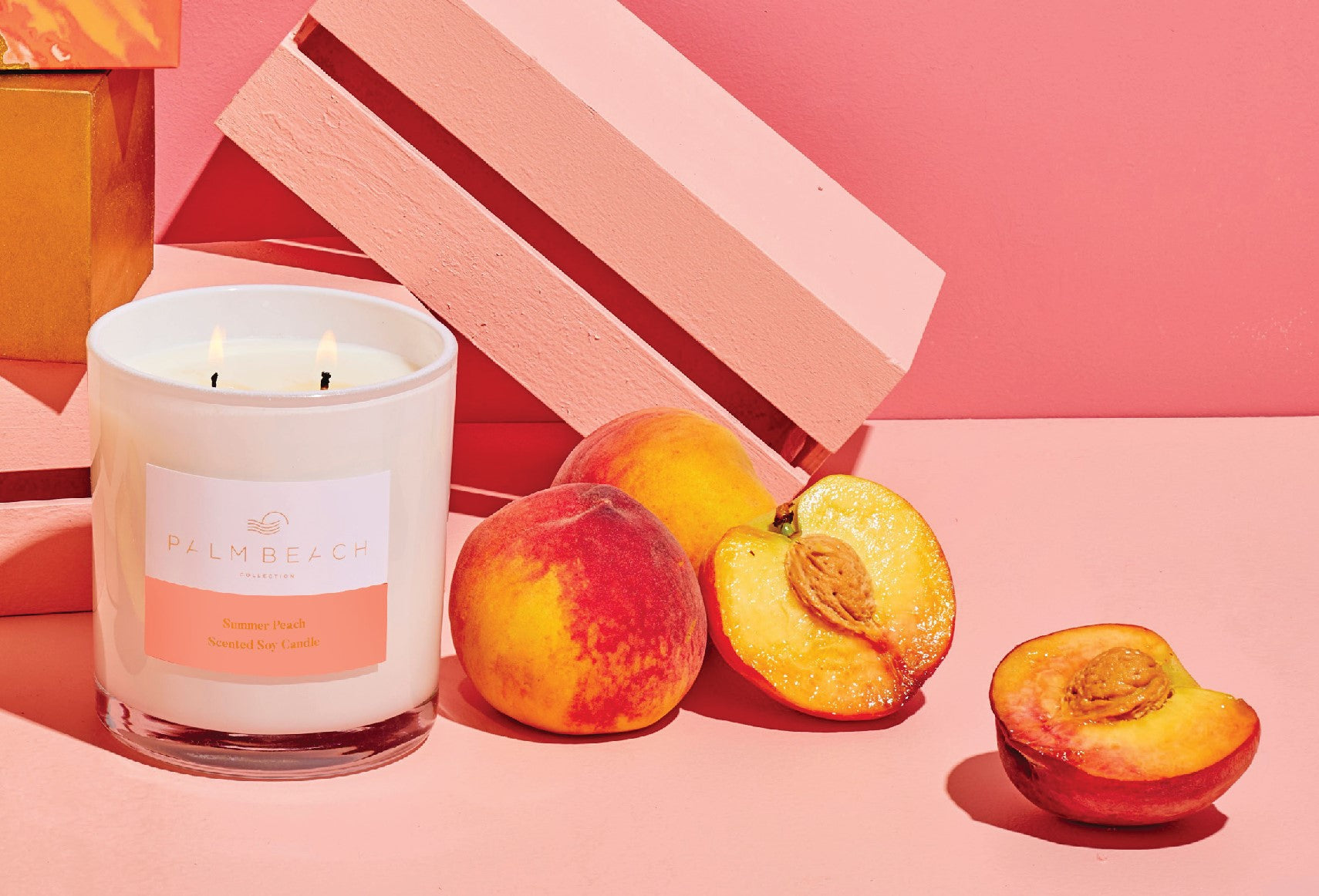 Palm Beach Collection Standard Candle 420g Summer Peach