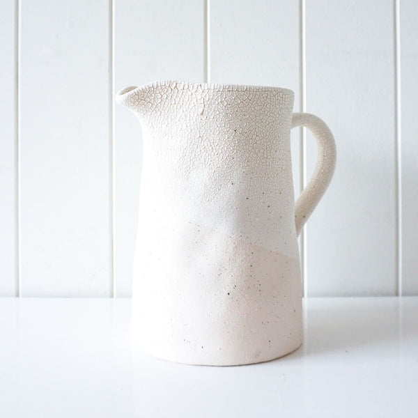 Jug vase